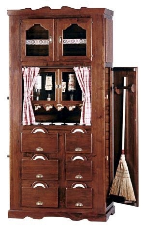 A snack bar with a bar made of solid wood, Maggi Massimo