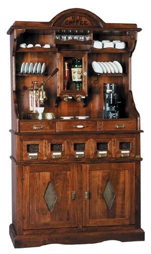 A snack bar with a bar made of solid wood, Maggi Massimo