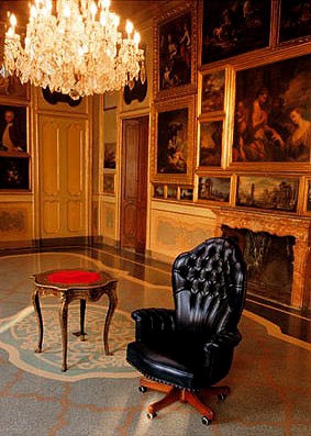 The chair of the working rotating leather upholstered G. 15, Mascheroni