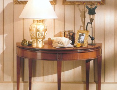 Console in classical style, PREGNO