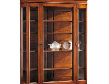 Showcase made of solid wood, Selva