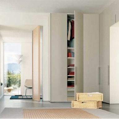 Milano Walk-In Closet