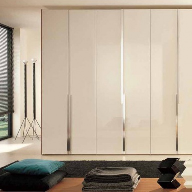 Milano Walk-In Closet