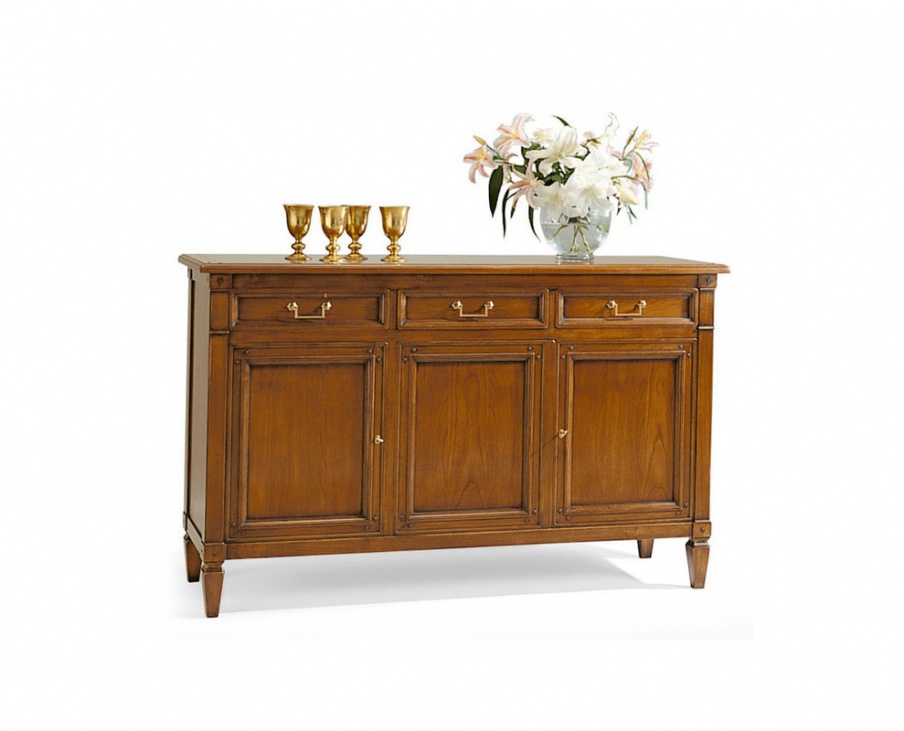 Dresser made of wood, Selva