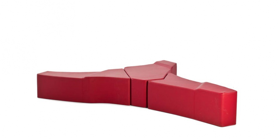 The modular sofa Deer, from the Italian manufacturer Moroso.