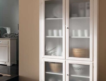 Showcase made of solid wood, SELVA