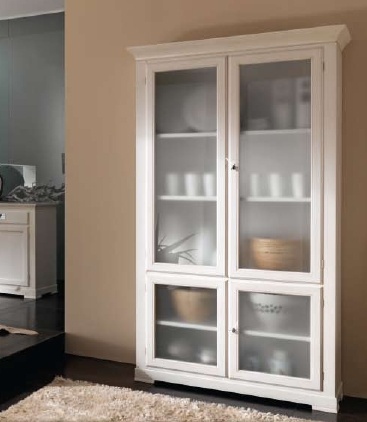 Showcase made of solid wood, SELVA