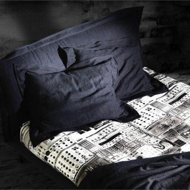 Cloudscape Platform Bed