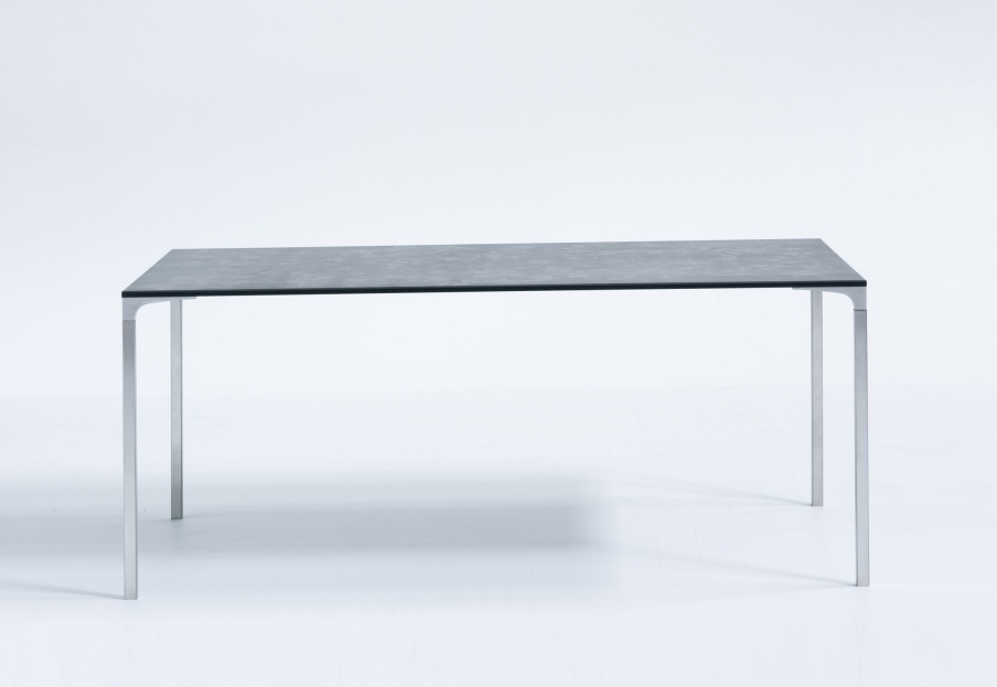 Dining table with glass top Black Stone, Moroso