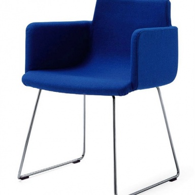 The Pita Sport Chair