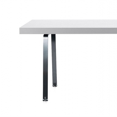 Suzuka dining table Table