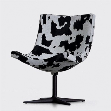 The chair, Y's de Luxe