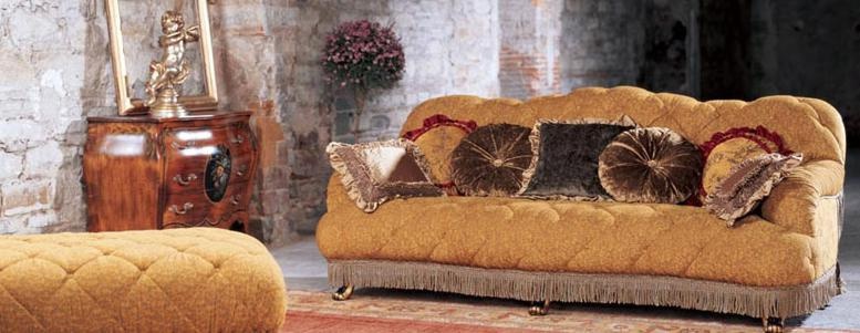 Sofa island Quad Alexander, Mantellassi