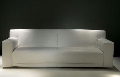 Two-seater sofa on a frame of solid wood upholstered in leather JR04, Matteograssi