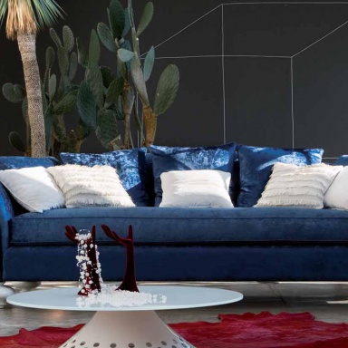 The Egoist Sofa