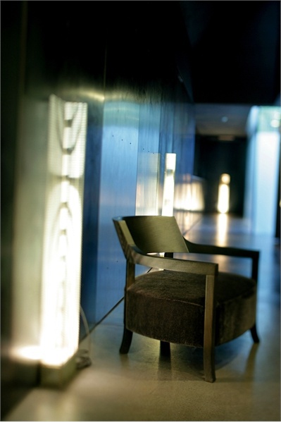 The seat on the frame of oak Aura, Past ... 