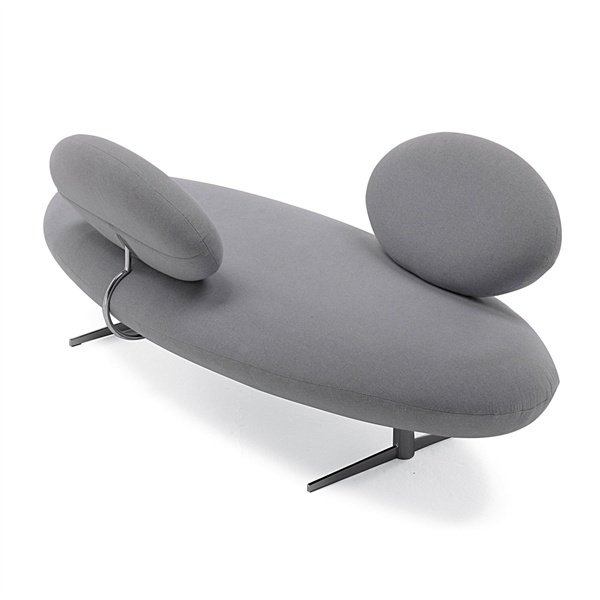 Couch New Fantasy Ovale, Futura