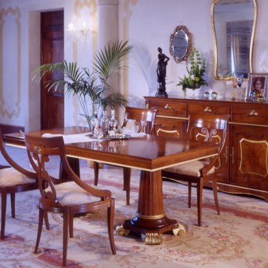 set for the dining room Mobili