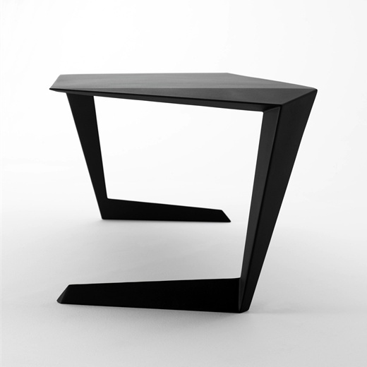 Dining table, Casamania