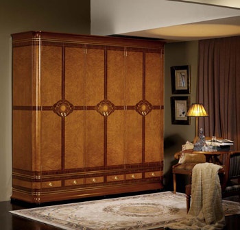 Praga Gold Cabinet Wardrobe, Vicente Zaragoza