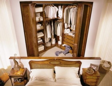 Dressing for the bedroom from natural wood Armadio, Moletta Mobili