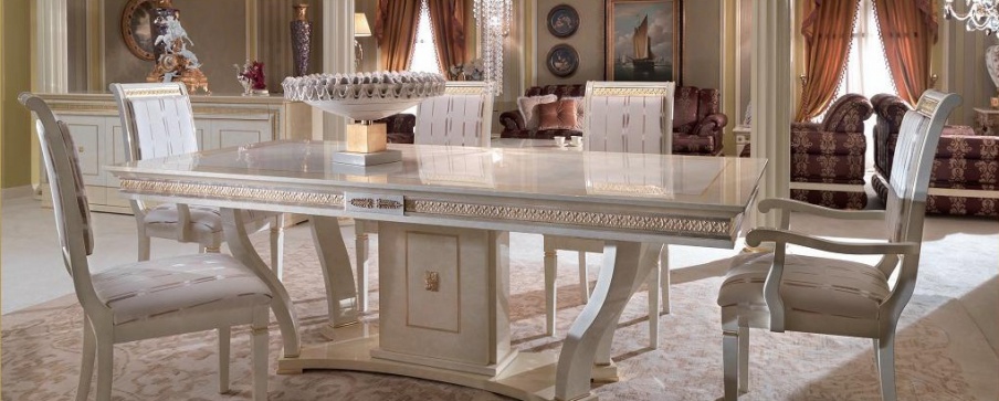 Dining table solid wood Arcade Royale, Turri