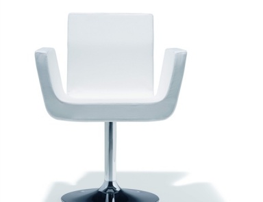 Chair with armrests Ola, Sintesi