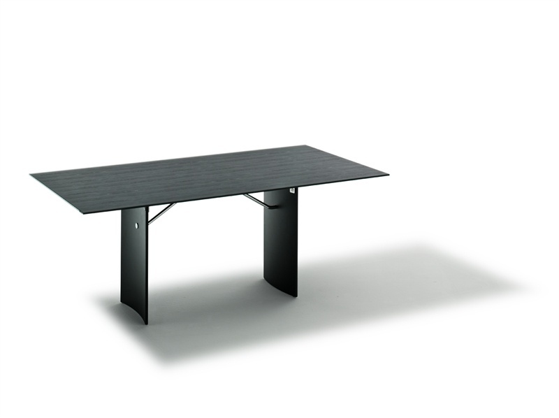 Dining table - Ronald Schmitt