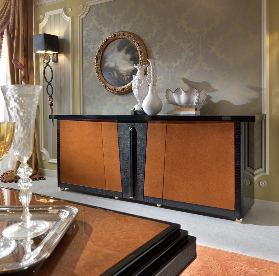 Sideboard in solid wood Century, Turri