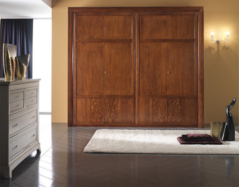 Wardrobe, at the stilema stand