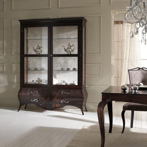 Cabinet-showcase, at the stilema stand