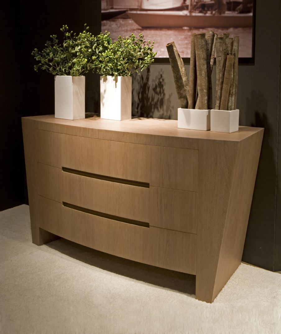 Chest H1397, Annibale Colombo