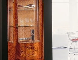 Buffet on high legs, Elite Vetrina - Minotti Luigi & Benigno