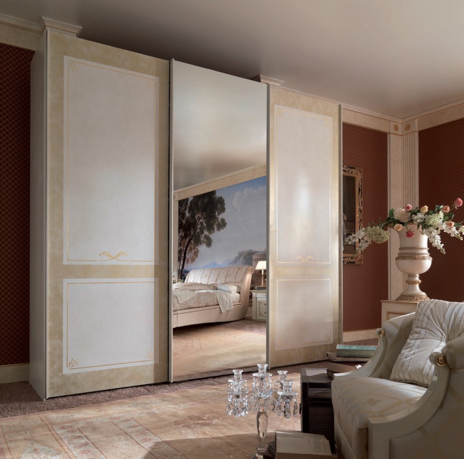 Wardrobe solid wood with mirror Exedra, Turri