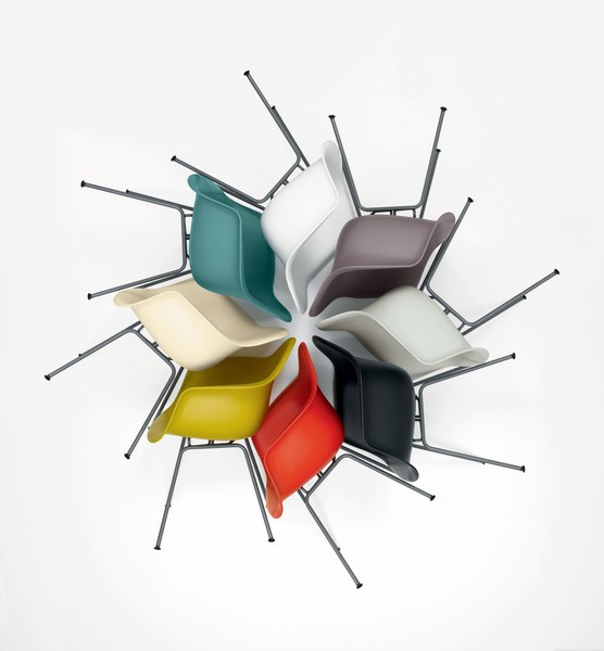The Eames Plastic Chair, Vitra