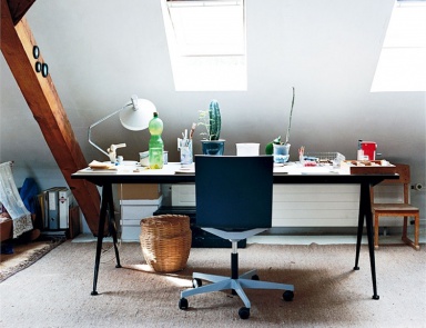 Dining table Compas, Vitra