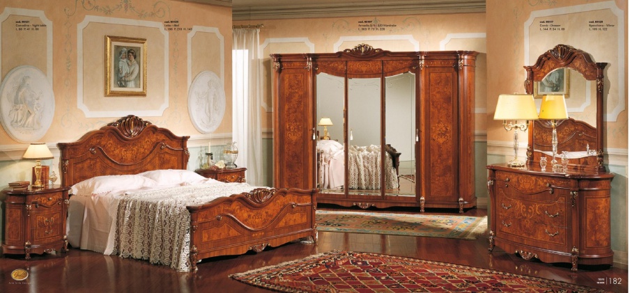 Set for bedroom, Grilli