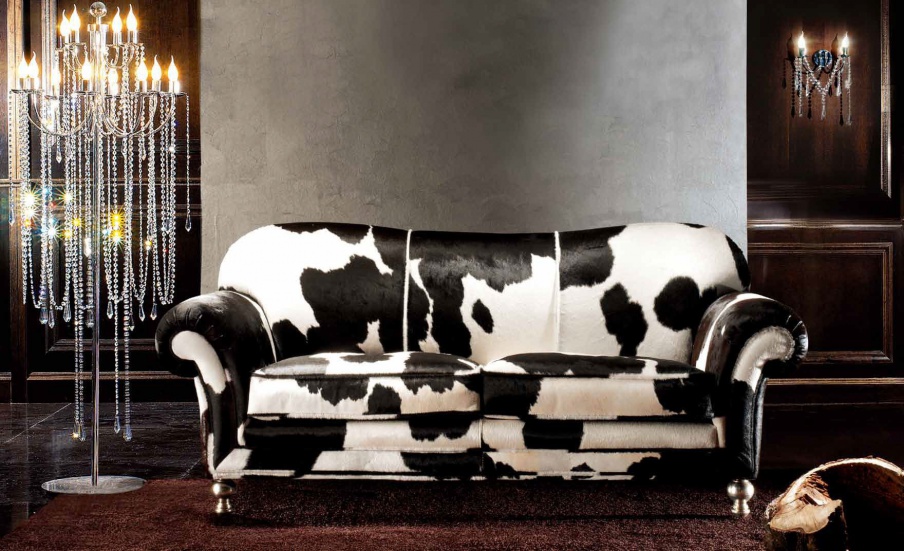 The Sanford Sofa, Epoque