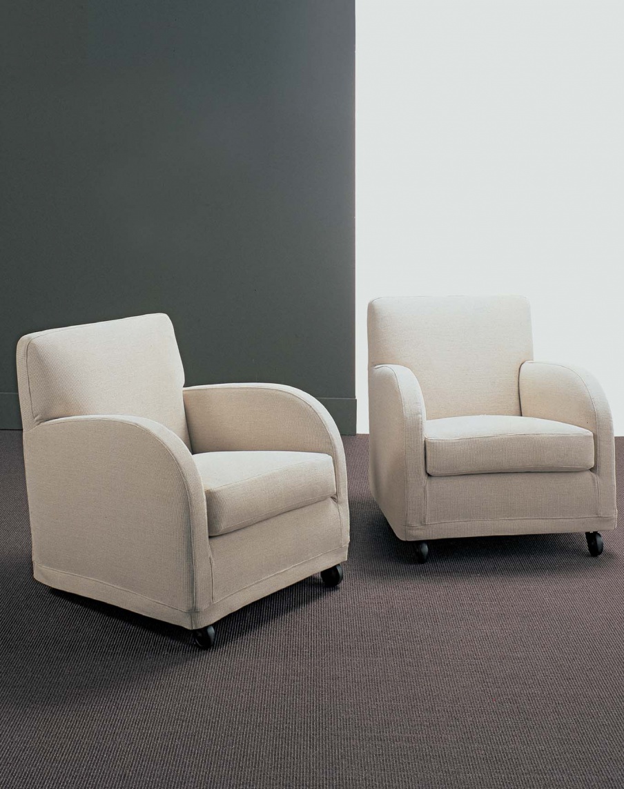 A chair on wheels, Boss - Asnaghi (Made in Italy)