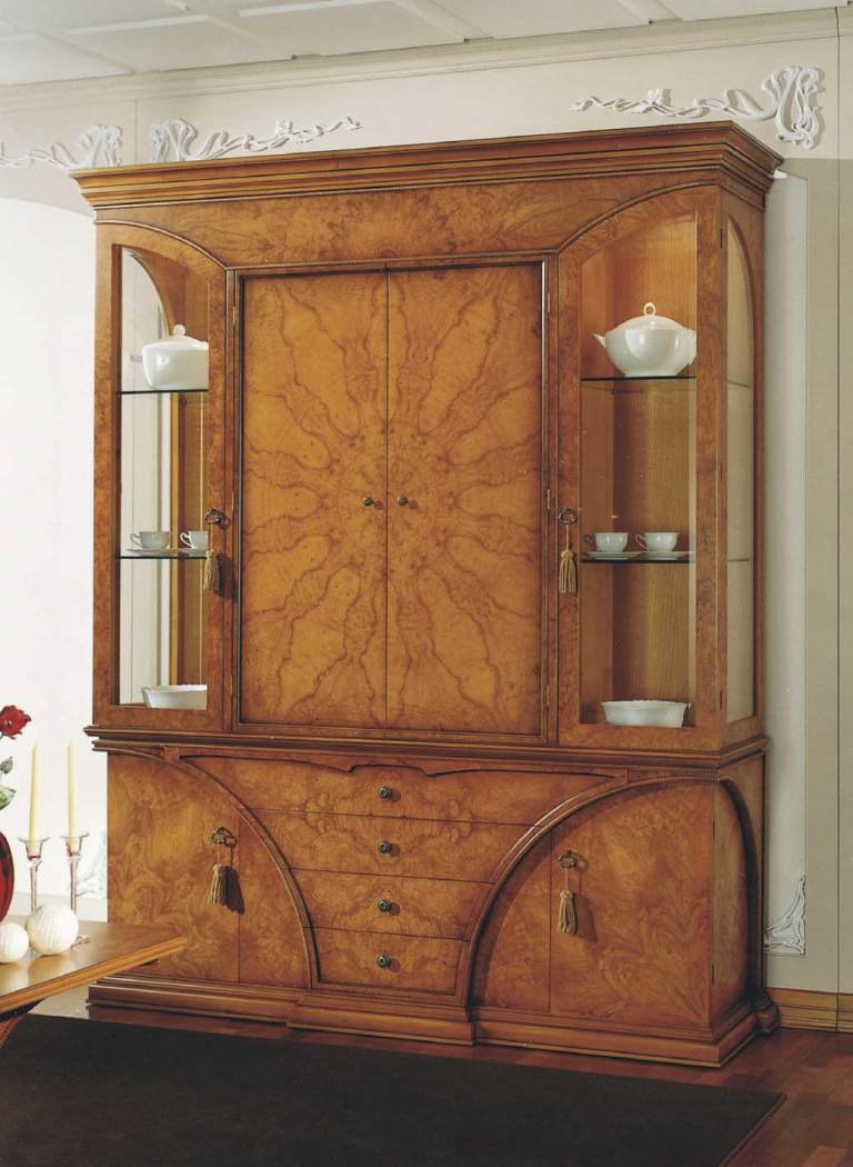 Cabinet-showcase, C. L. Italia