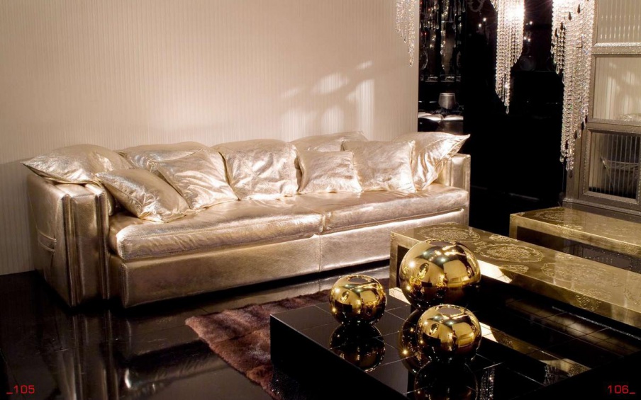 Three-seater sofa, Cornelio Cappellini