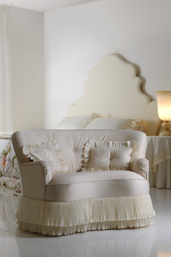 Double chair, Halley