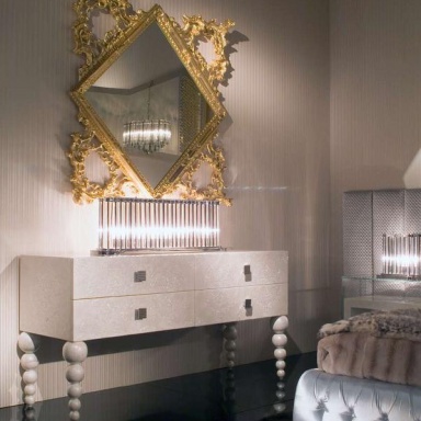 Chest Cornelio Cappellini