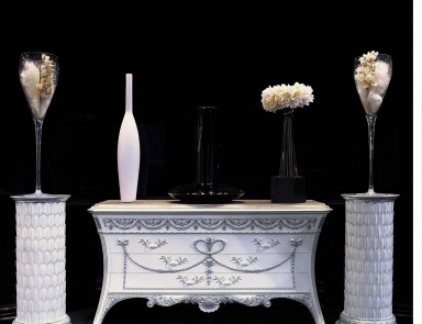 The Silhouette Chest Of Drawers Lyon, Francesco Molon