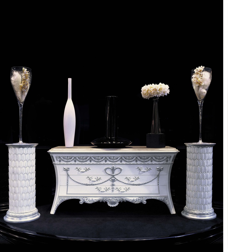 The Silhouette Chest Of Drawers Lyon, Francesco Molon