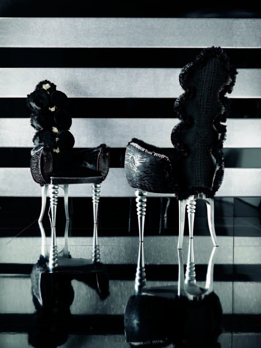 Chair with armrests, AltaModa