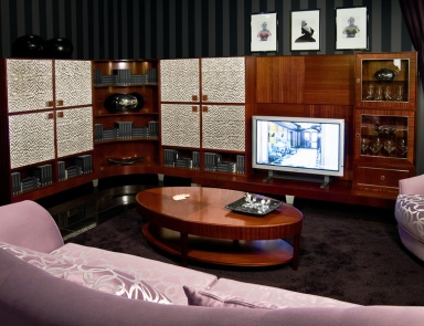 Headsets for Chic Cubica living room, Minotti Collezioni 