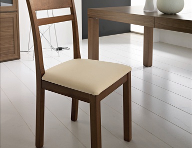 A chair with soft upholstery, Mercantini