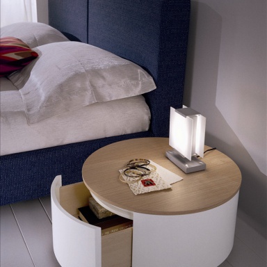 Bedside Cabinet, Mercantini