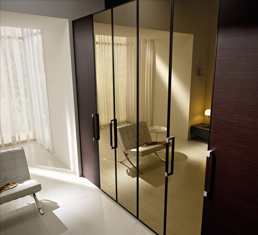 Wardrobe, Mercantini